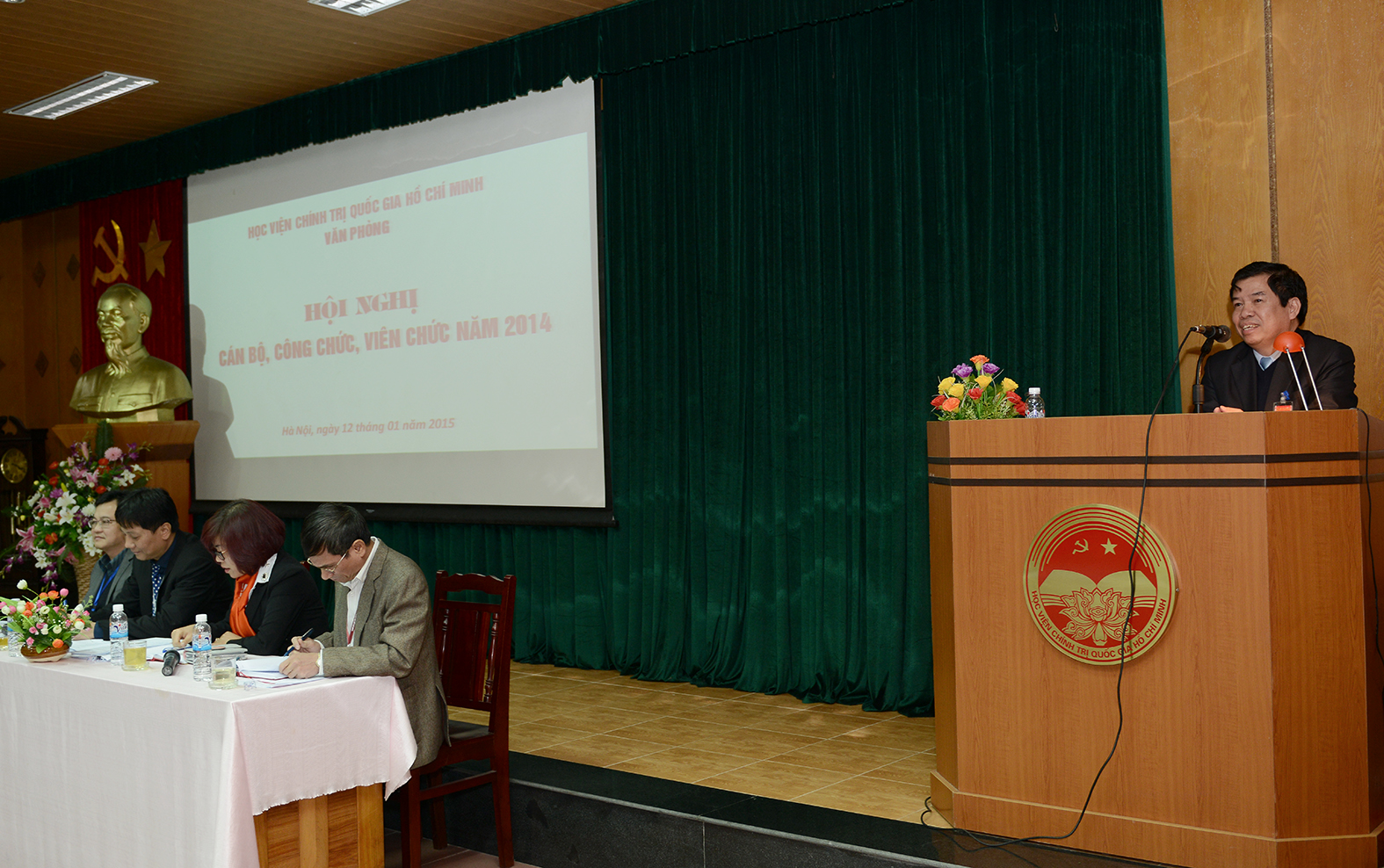 Hội nghị cán bộ, công chức, viên chức Văn phòng Học viện năm 2014